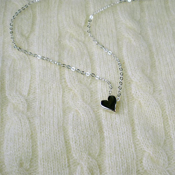 http://www.starringyoujewelry.com/cdn/shop/products/Heart_necklace_gift_for_her_women_sterling_silver_jewelry_mom_sister_in_laws_friend_birthday_mother_s_day_christmas_gifts_067E_1200x1200.jpg?v=1666639701