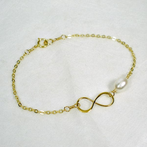 gold mom infinity pearl bracelet gift message jewelry