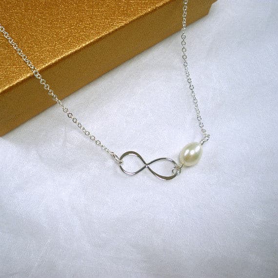 sweet 16 birthday girl gifts infinity pearl necklace